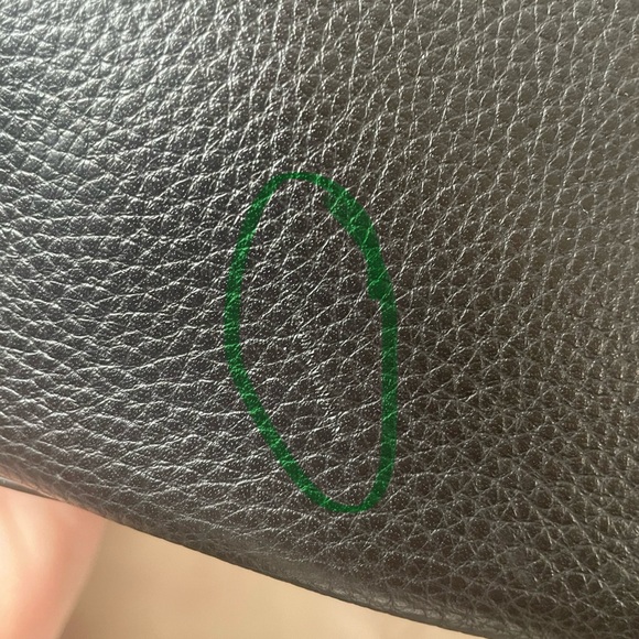 Coach- black and gold- used excellent condition - Picture 3 of 3